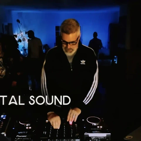 CRYSTAL SOUND