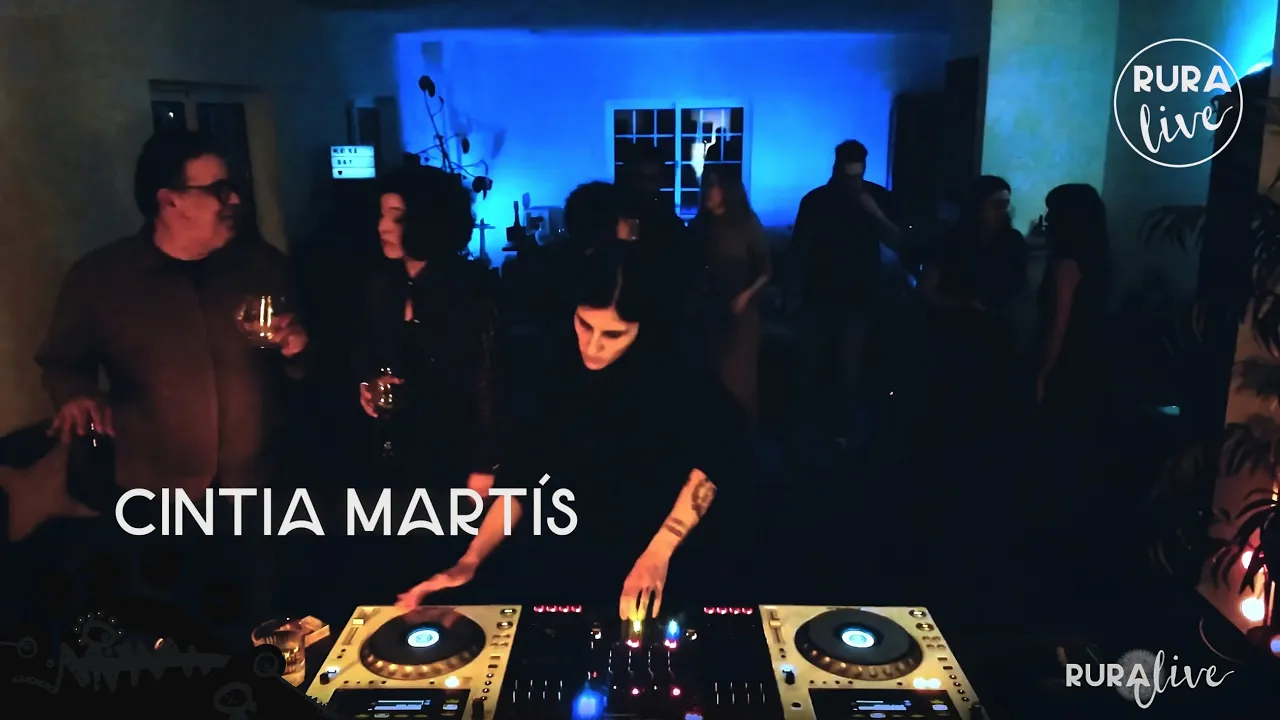 CINTIA MARTÍS | TECHNO | Home Edition | 8th edition