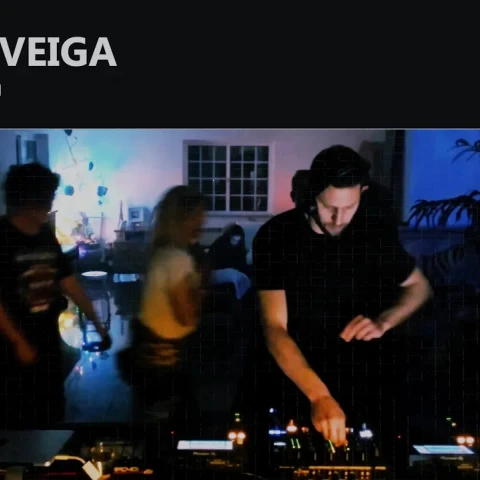 RUCHO VEIGA