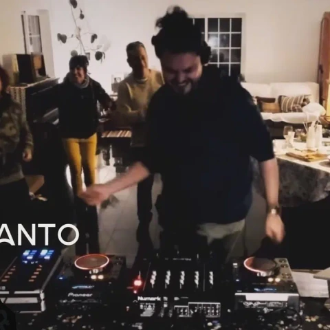 DR. SANTO