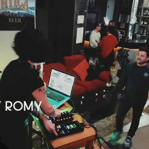RISKY ROMY